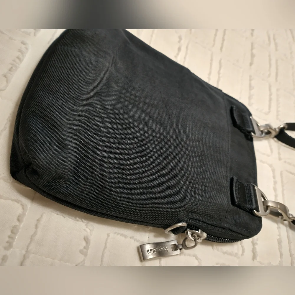 Baggallini Black Take Two Bryant Crossbody with Adjustable Strap, RFID-protected